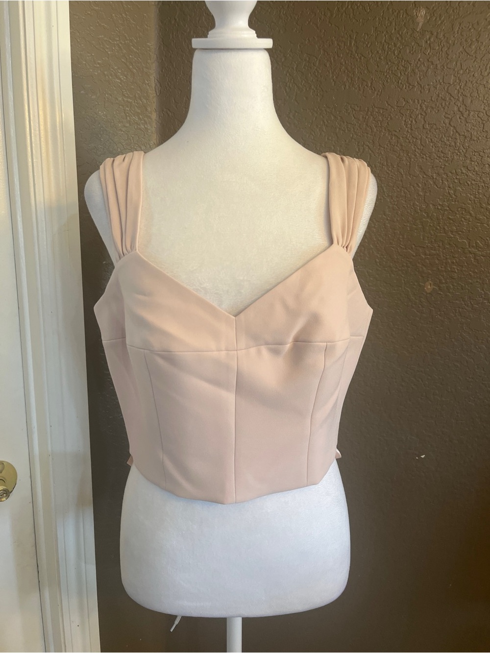 BCBGMAXAZRIA PALE pink Women’s Cropped Tank Top